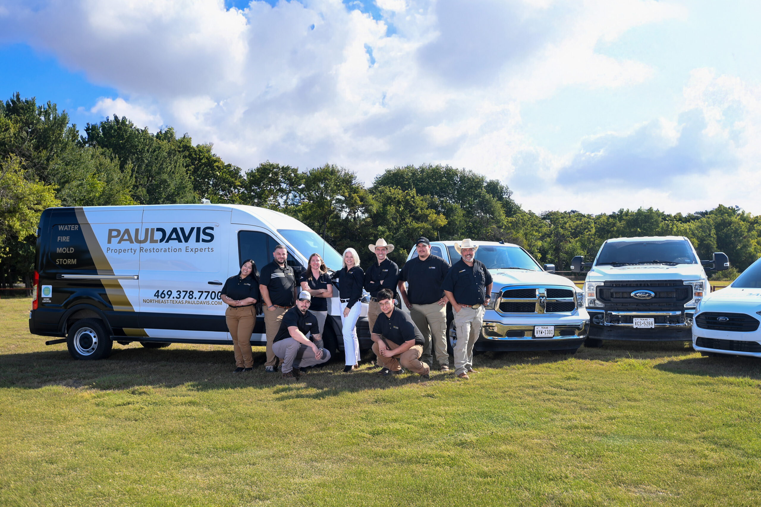 Paul Davis Restoration Difference Makers banner image with three team members mobile